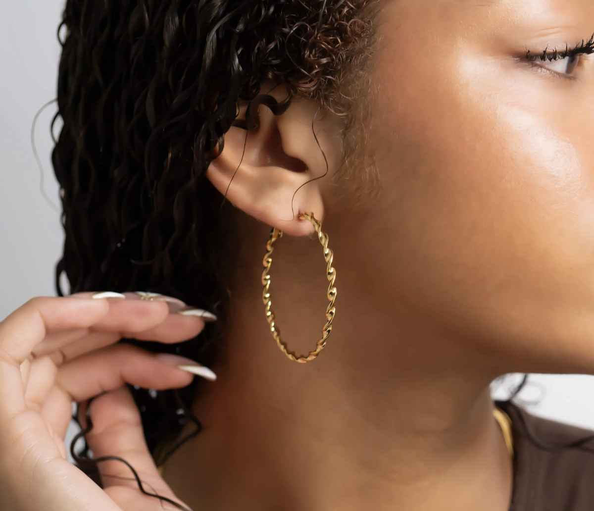 Twist Hoop